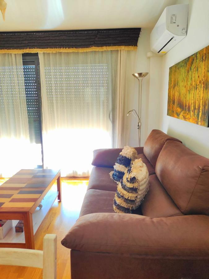 Acogedor Atico Duplex En Tremp Apartment Bagian luar foto