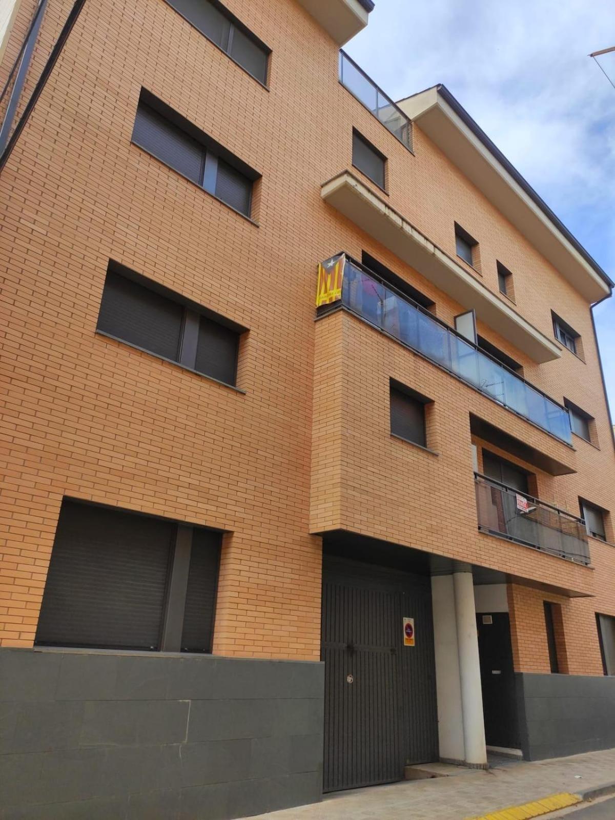 Acogedor Atico Duplex En Tremp Apartment Bagian luar foto