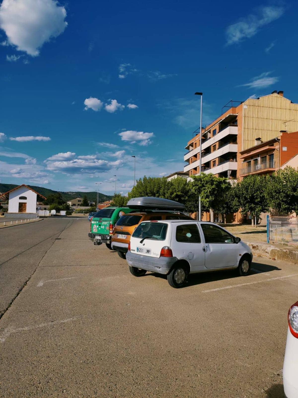 Acogedor Atico Duplex En Tremp Apartment Bagian luar foto